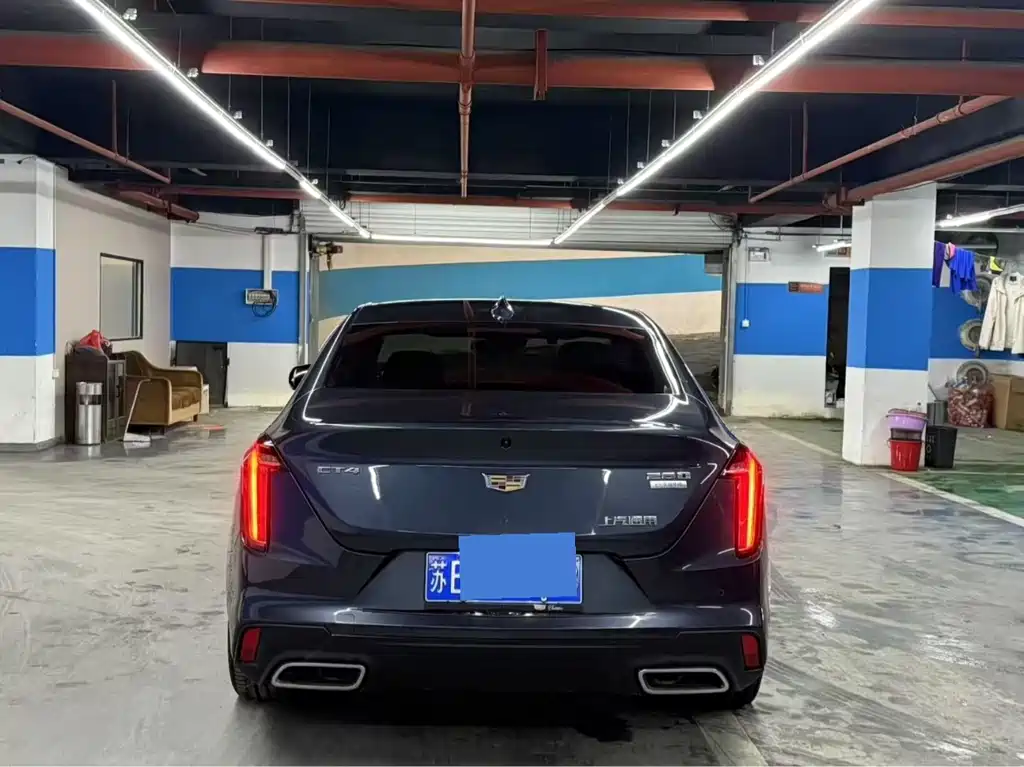 CADILLAC CT4
