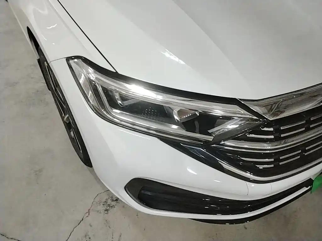 Volkswagen Sagitar — миниатюра 9