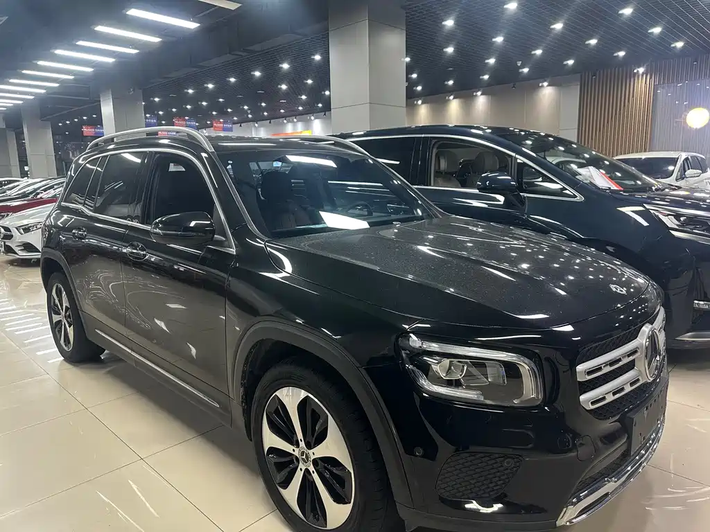 Mercedes-Benz GLB — миниатюра 3