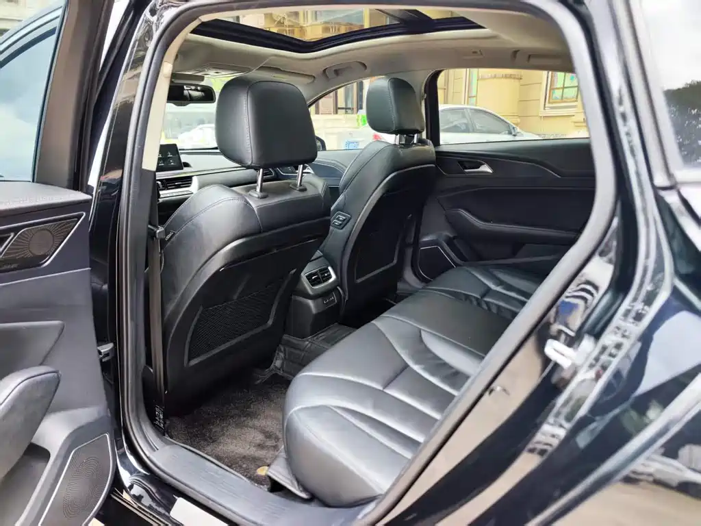 Hongqi Hongqi H5 — миниатюра 5