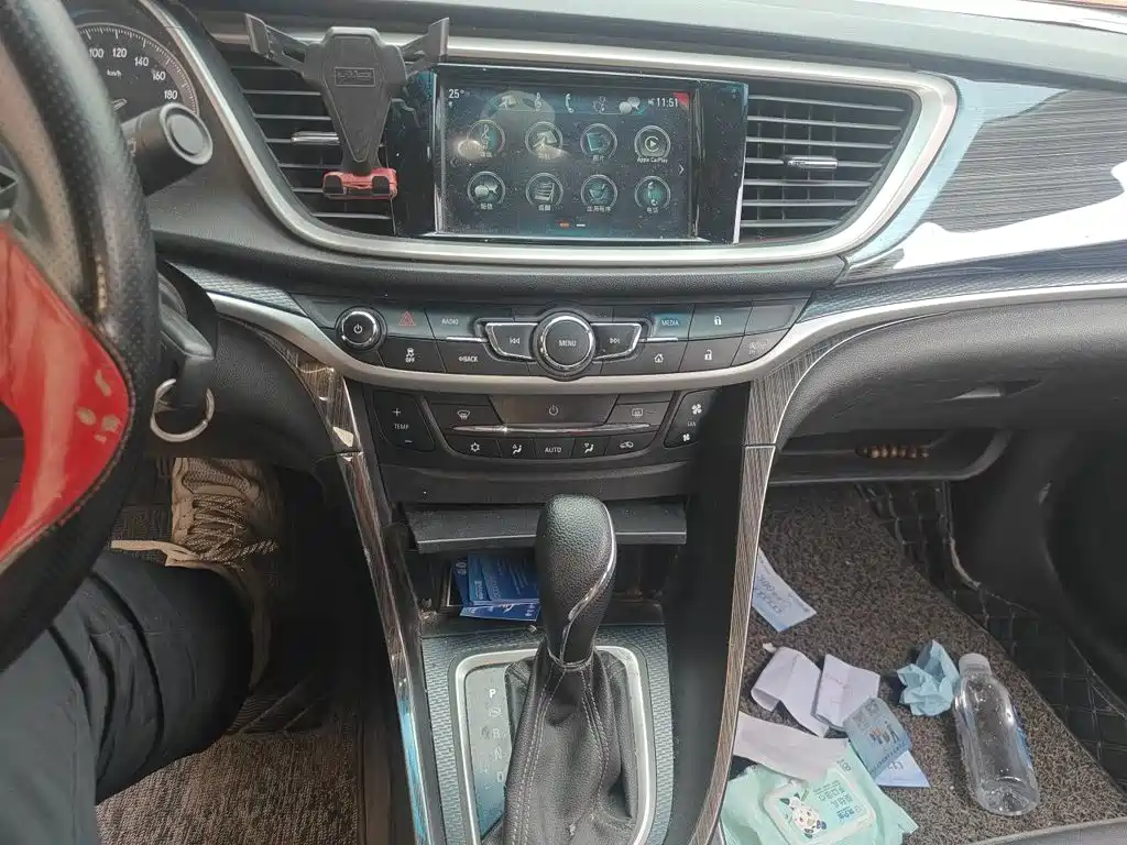 Buick Excelle — миниатюра 9