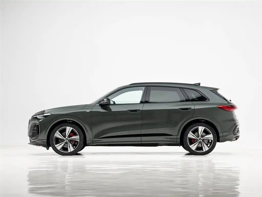 Audi Q5L 2025 40 TFSI Luxury