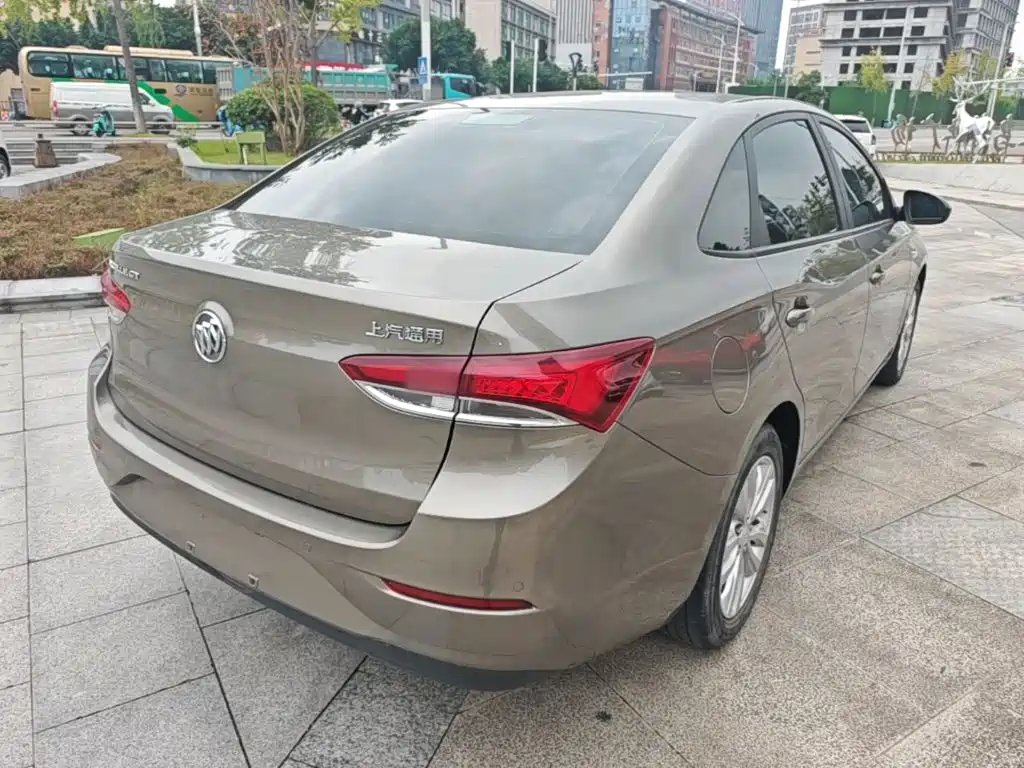 Buick Excelle — миниатюра 7