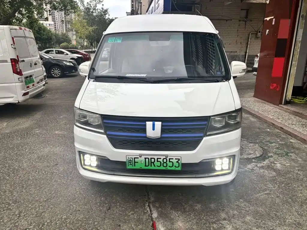 Yuan Cheng Yuan Cheng E5 — миниатюра 3