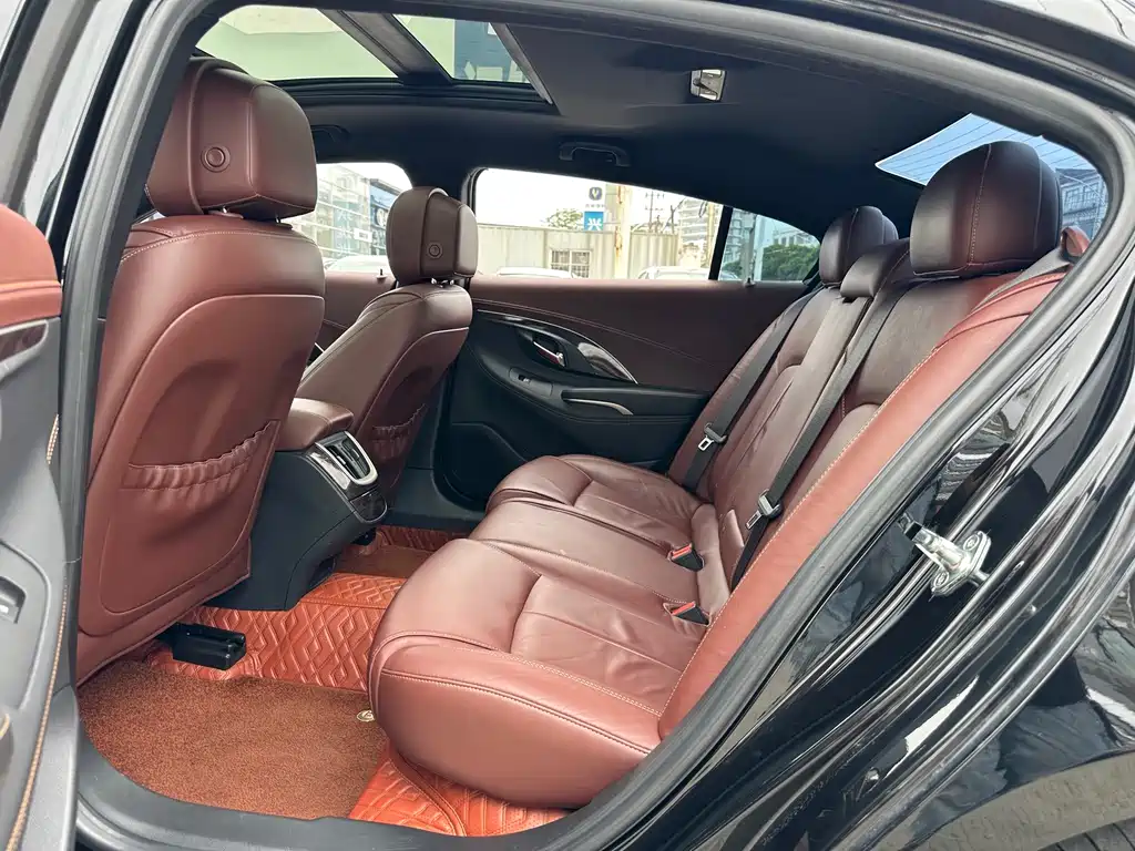 Buick LaCrosse — миниатюра 13