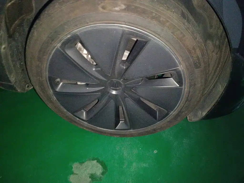 Tesla Model 3 — миниатюра 8