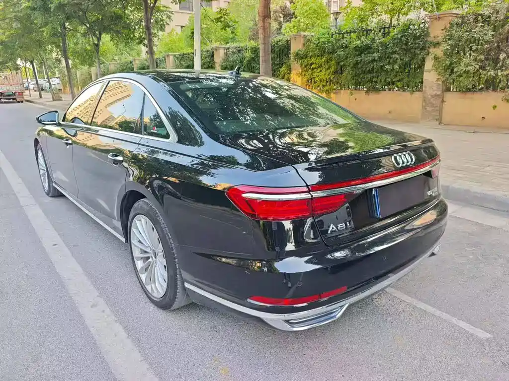 Audi A8 2021 A8L 50 TFSI quattro Comfort