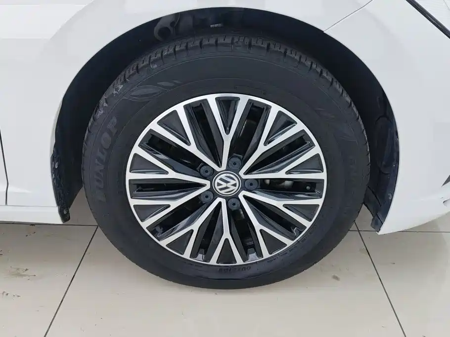 Volkswagen Sagitar — миниатюра 6