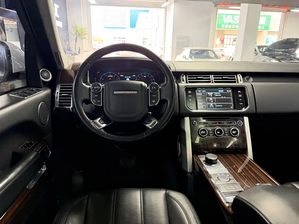 Land Rover Range Rover 2013 NA 5.0 V8 Vogue