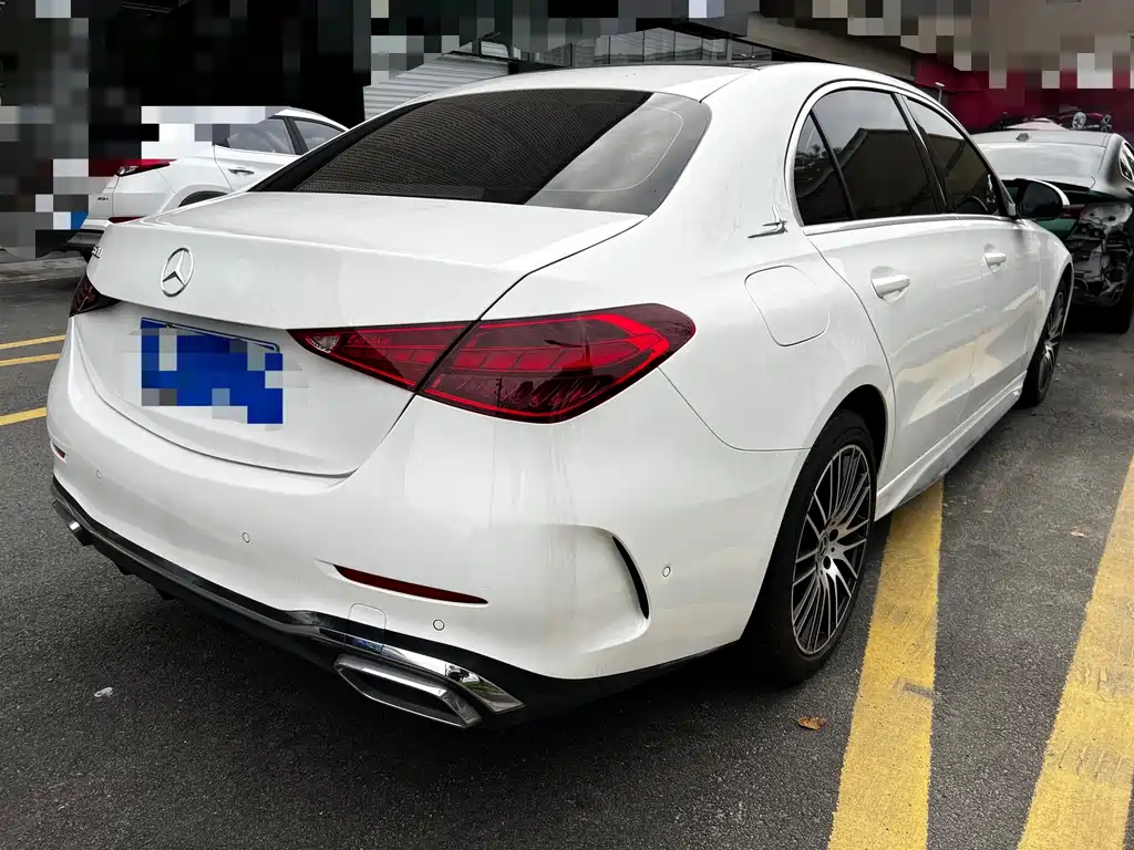 Mercedes-Benz C-Class — миниатюра 18