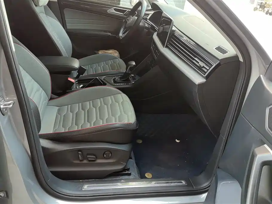 VOLKSWAGEN TIGUAN L NEW ENERGY