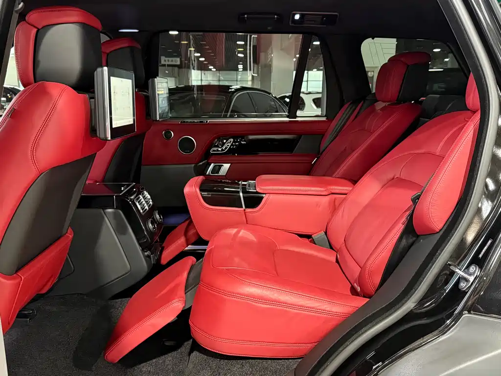 Land Rover Range Rover 2022 3.0 L6 400PS Long Wheelbase