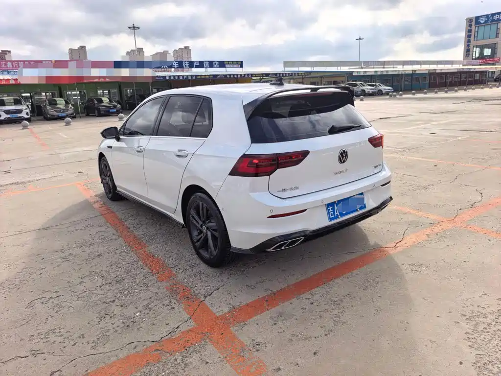 Volkswagen Golf — миниатюра 8