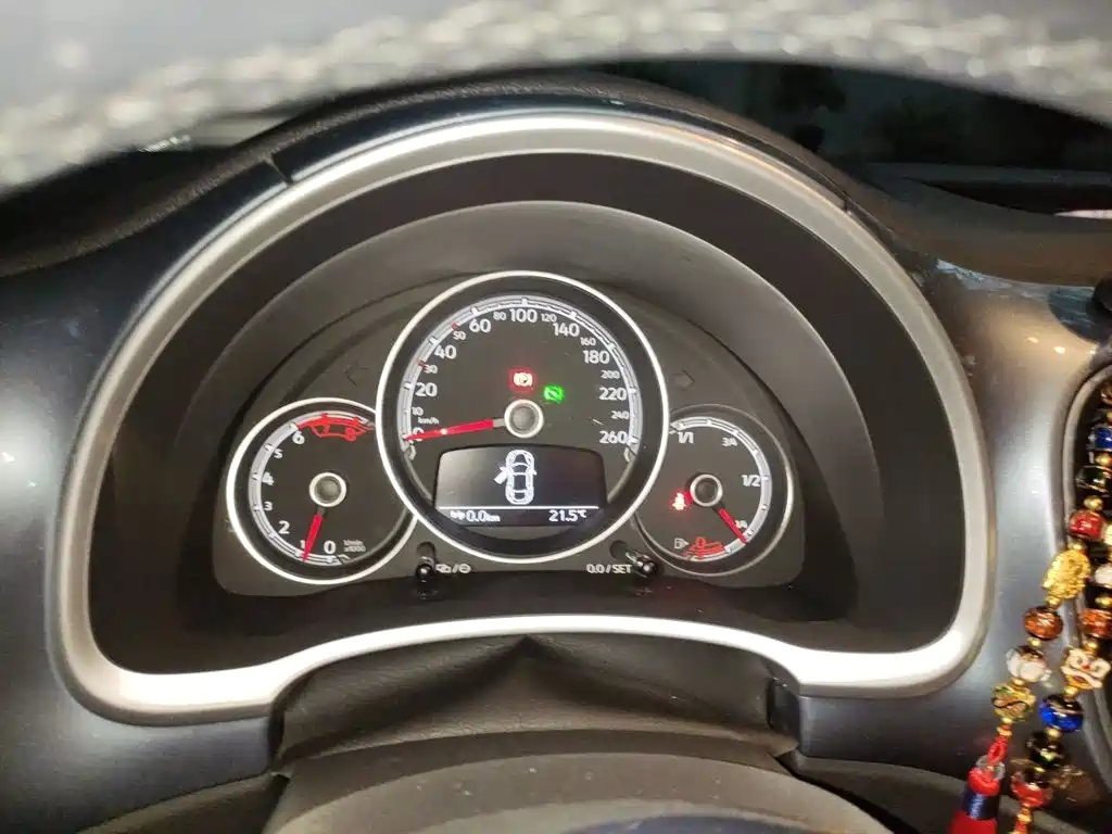 Volkswagen Beetle — миниатюра 7