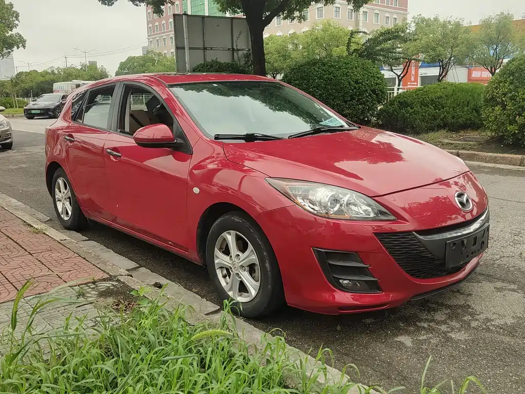 Mazda 3 (Import) — миниатюра 3