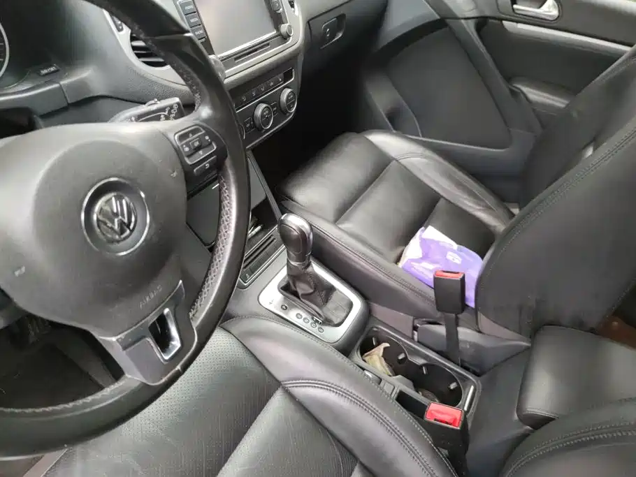 Volkswagen Tiguan — миниатюра 16