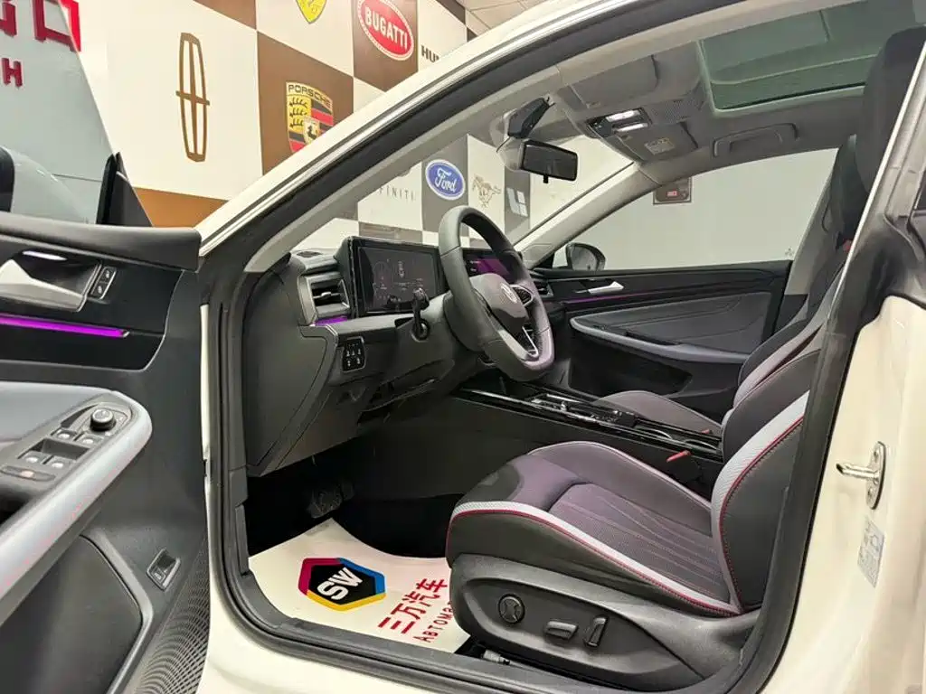 Volkswagen Lamando — миниатюра 7