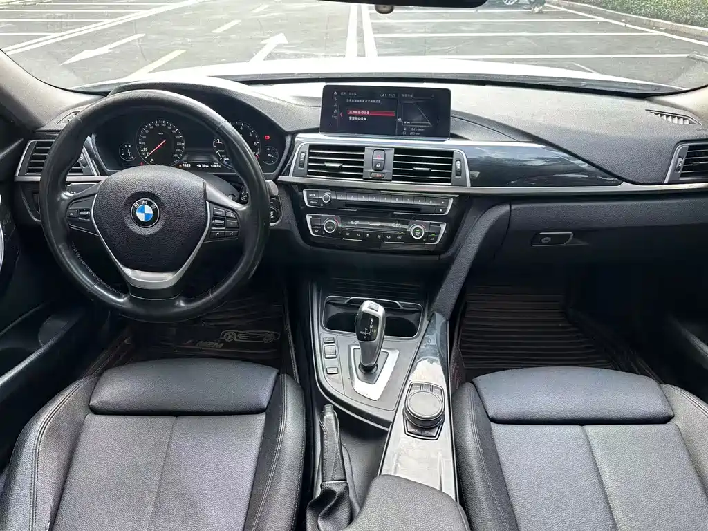 BMW 3 Series — миниатюра 7