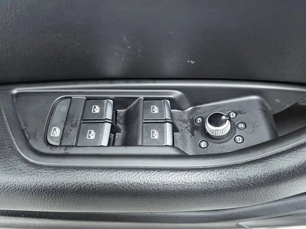 Audi A4L — миниатюра 9