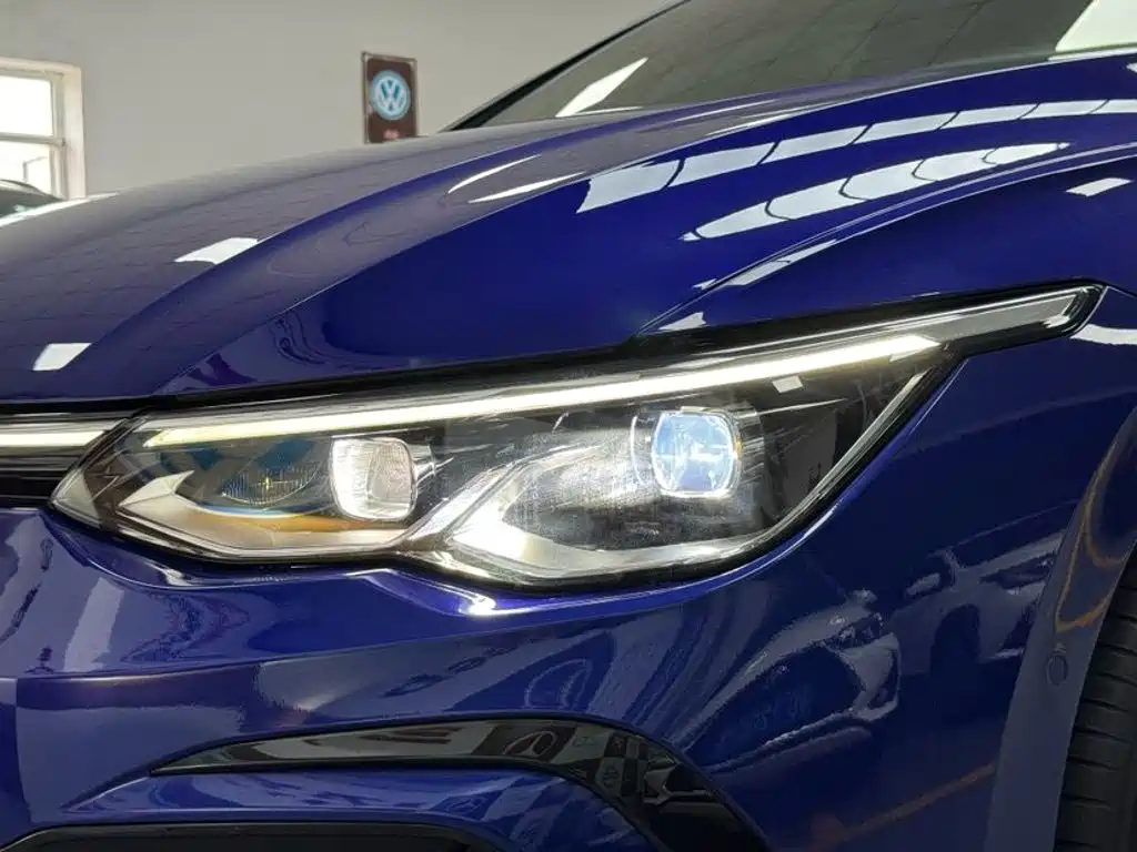 Volkswagen Golf — миниатюра 21