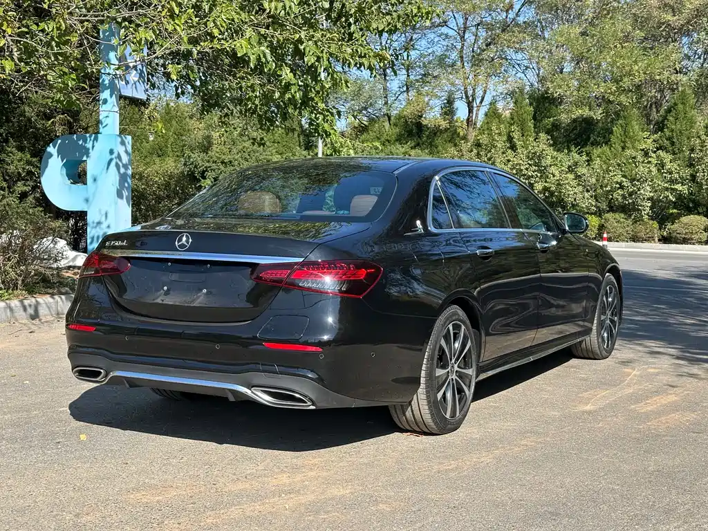 Mercedes-Benz E-Class New Energy — миниатюра 11