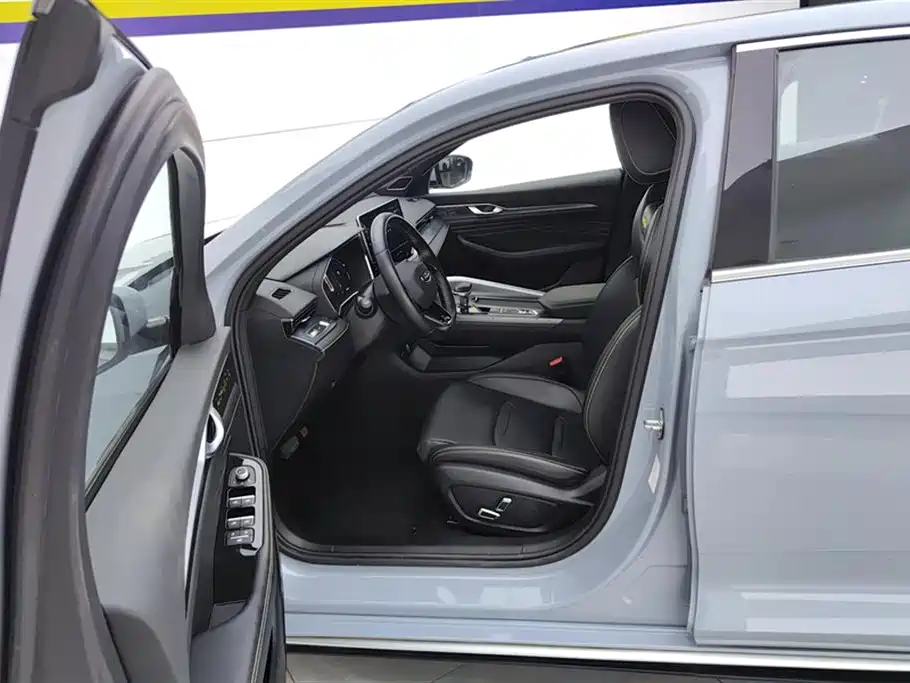 GEELY AUTOMOBILE XINGRUI