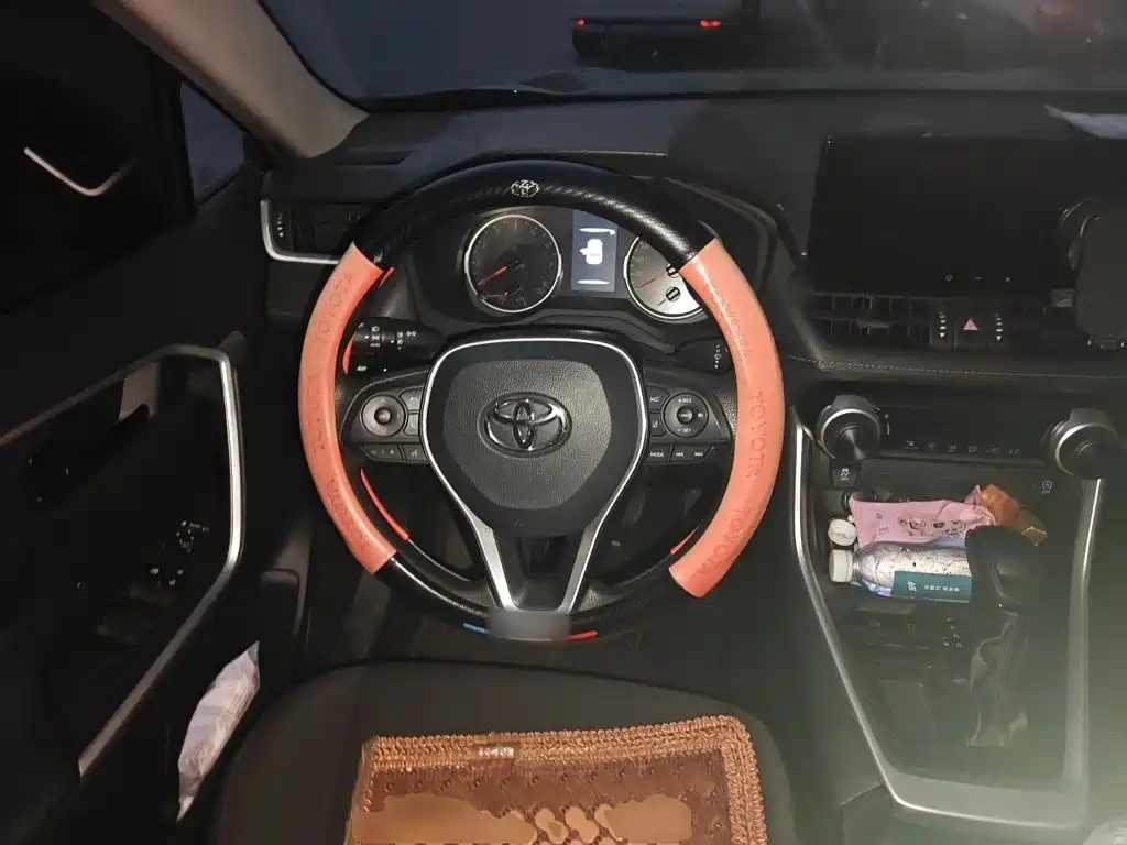 Toyota Wildlander — миниатюра 6