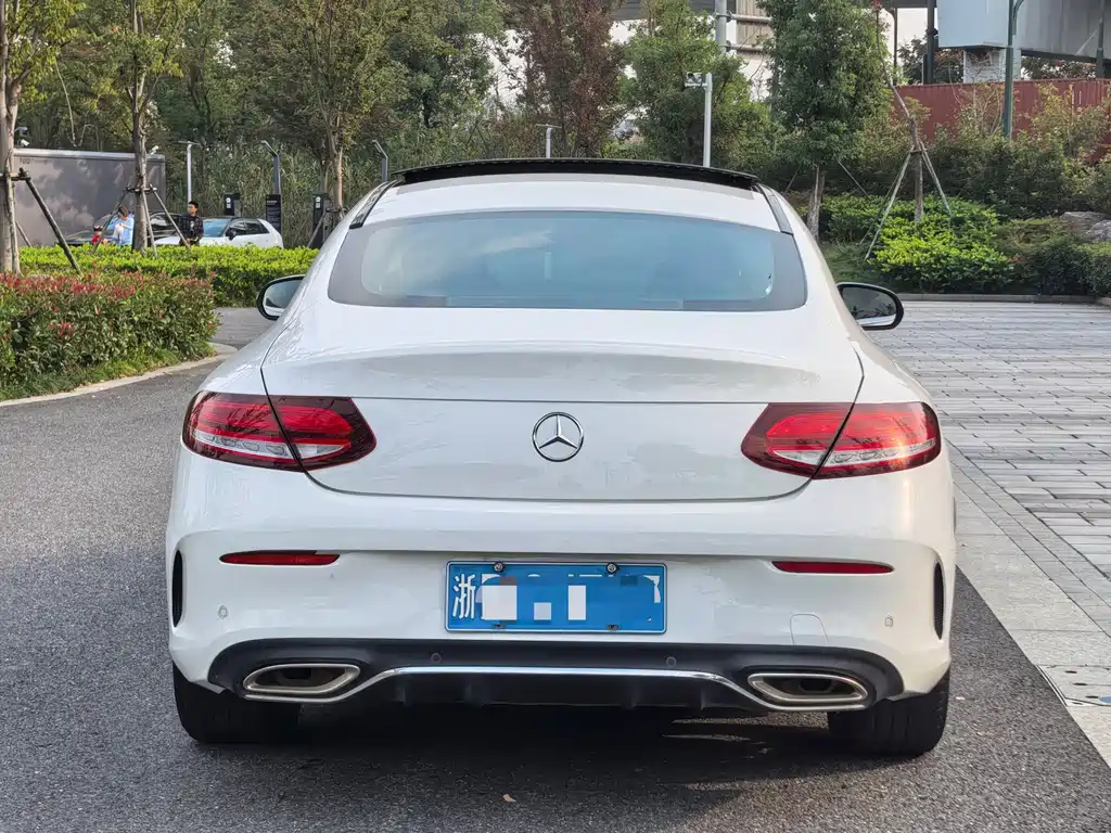 MERCEDES-BENZ C CLASS