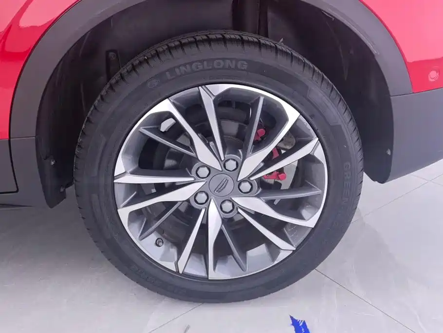 Geely Binyue — миниатюра 6