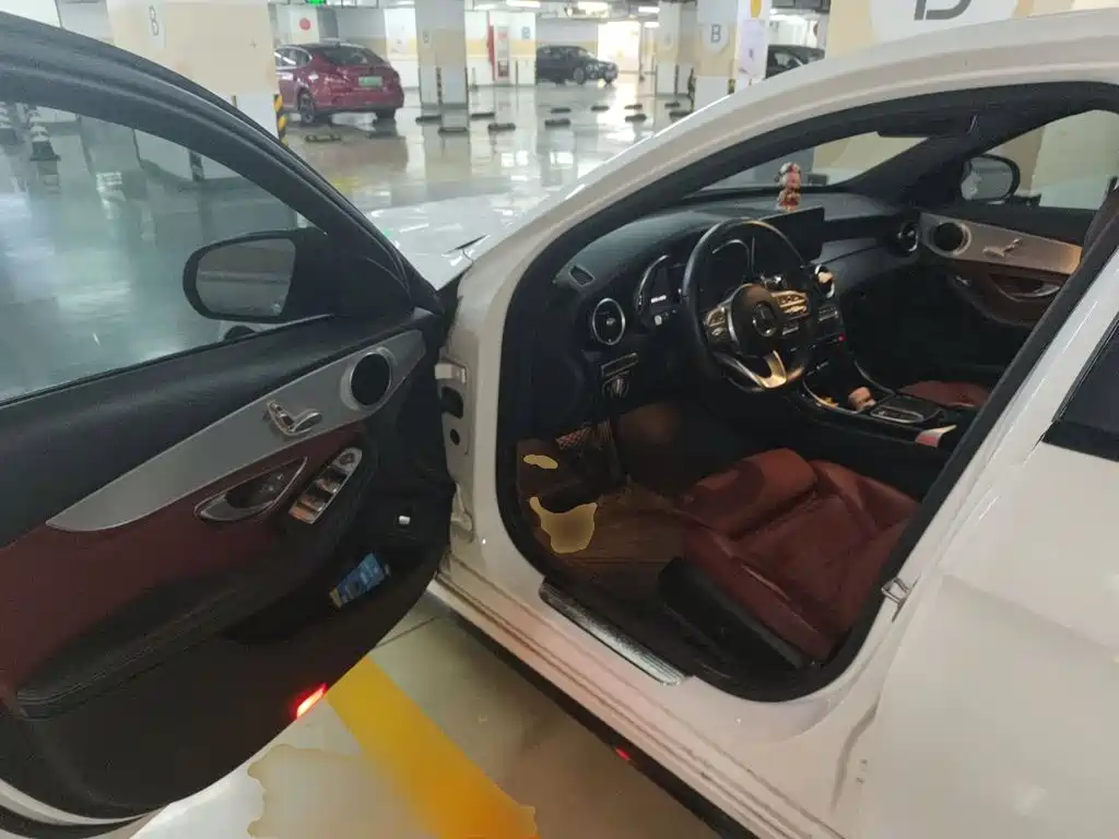Mercedes-Benz C-Class — миниатюра 17