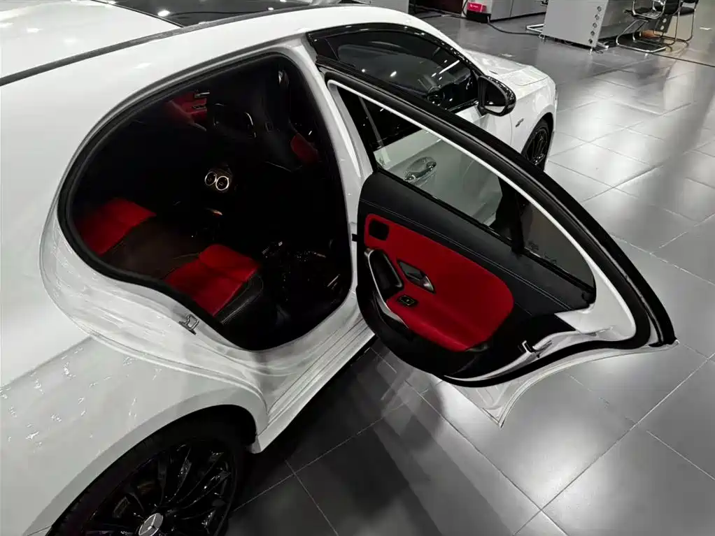 Mercedes-Benz A-Class AMG (Import) — миниатюра 17