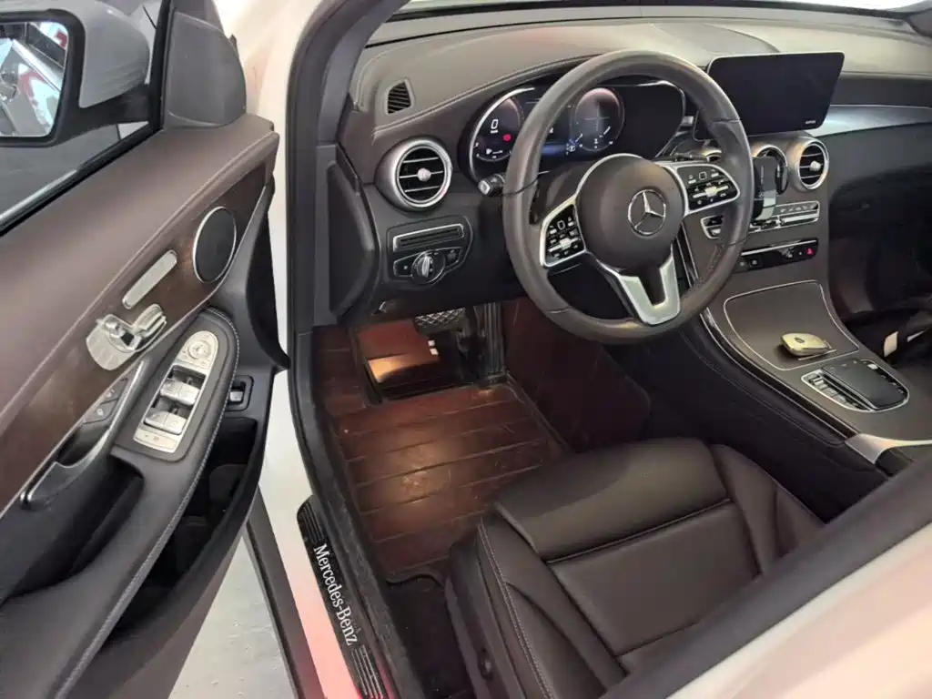 Mercedes-Benz GLC — миниатюра 16