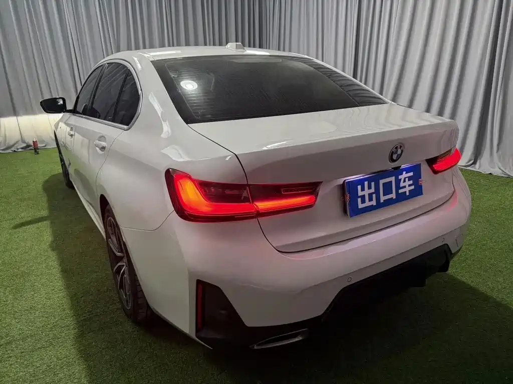 BMW 3 Series — миниатюра 6