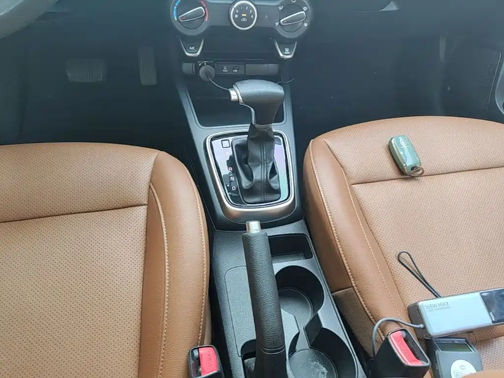 Kia KX Cross — миниатюра 14