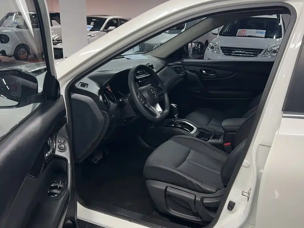 Nissan X-Trail — миниатюра 9