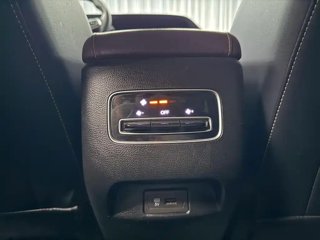 GAC Motor Trumpchi M6 — миниатюра 8