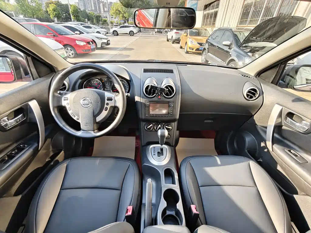 Nissan Qashqai — миниатюра 9