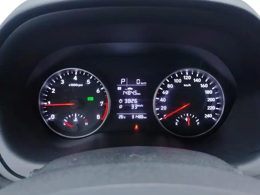 Hyundai Elantra — миниатюра 14