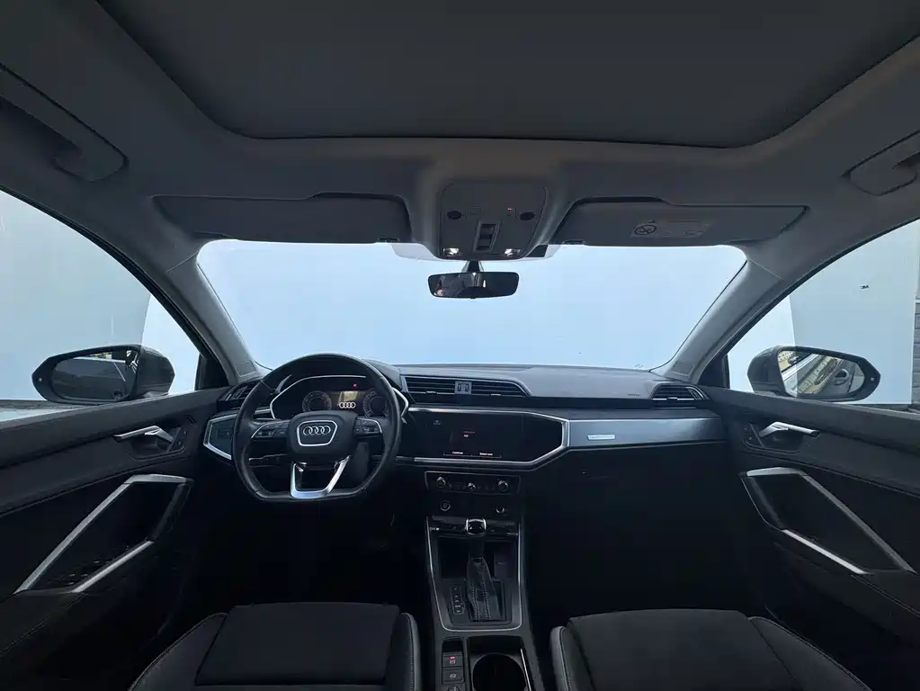 Audi Q3 — миниатюра 10