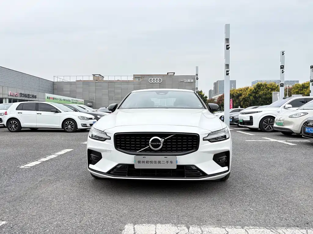 Volvo S60 — миниатюра 2