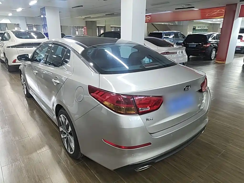 Kia K5 — миниатюра 5