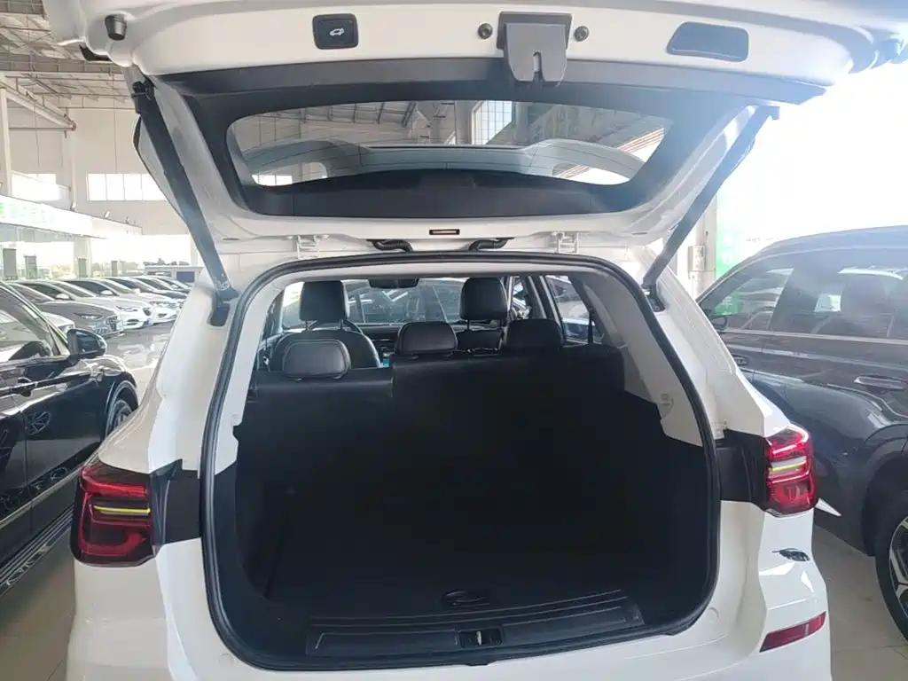 Roewe RX5 — миниатюра 19