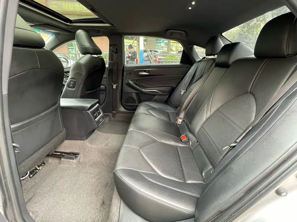 Toyota Avalon — миниатюра 11