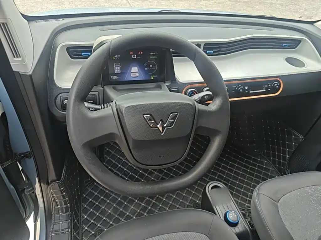 Wuling MINIEV — миниатюра 11