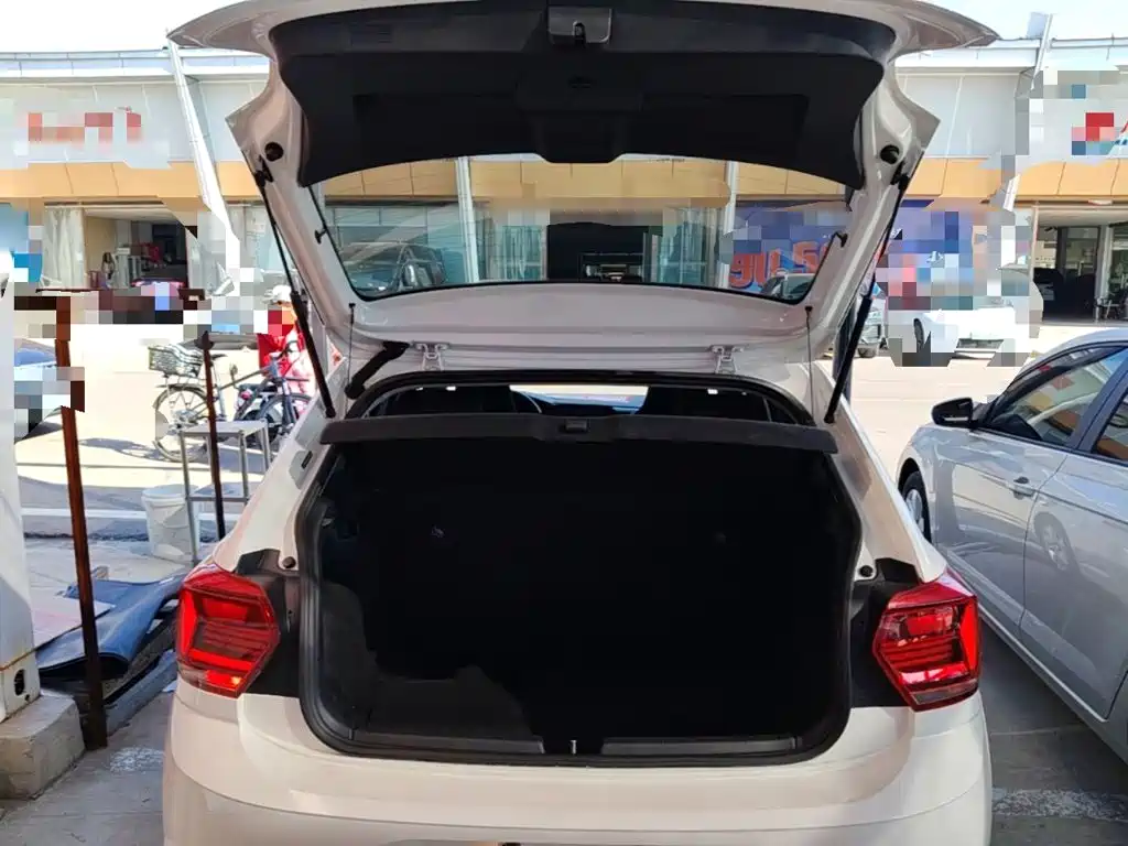 Volkswagen Polo — миниатюра 19