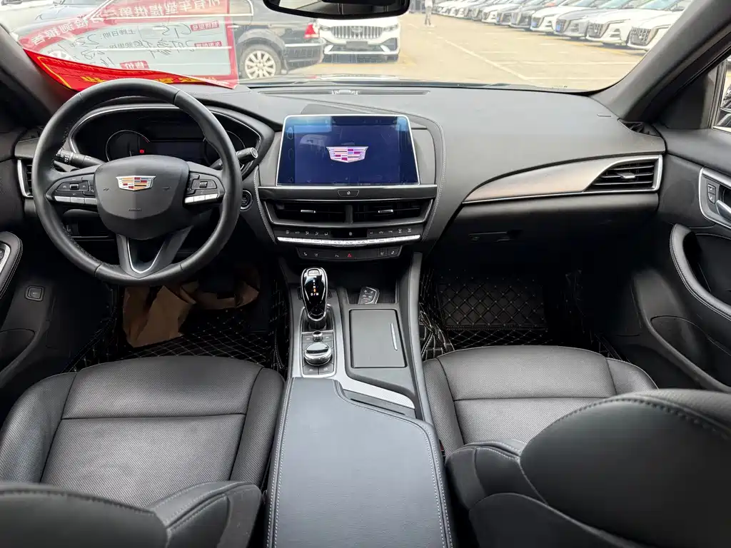 Cadillac CT5 — миниатюра 12