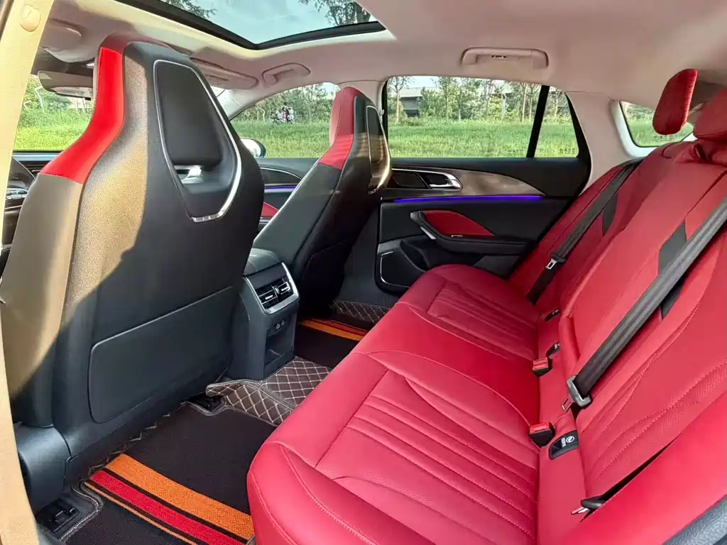Hongqi Hongqi H6 — миниатюра 5