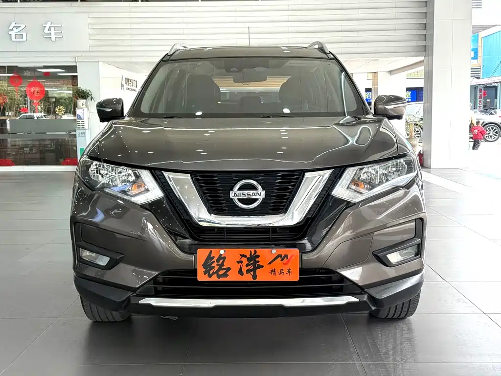 NISSAN QIJUN