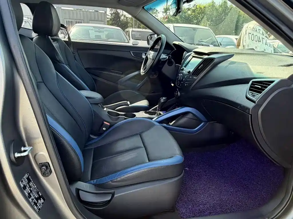 Hyundai Veloster — миниатюра 12