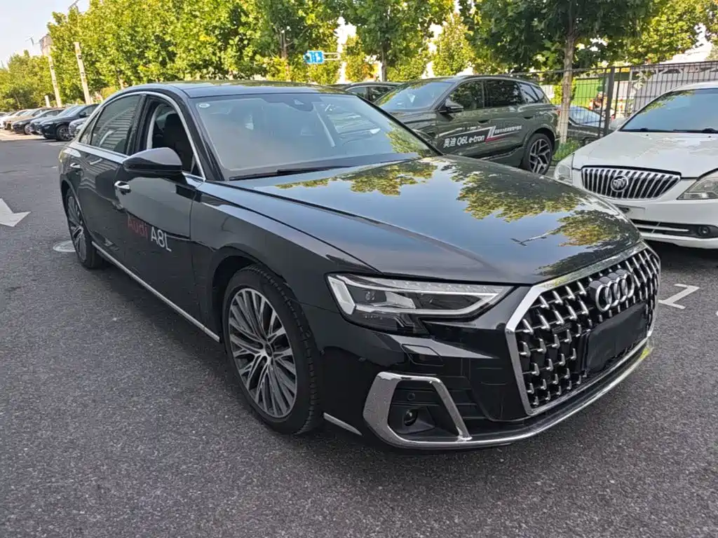 Audi A8 — миниатюра 4